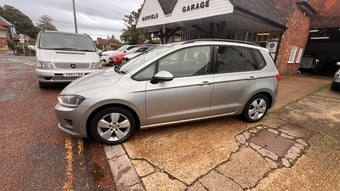 Volkswagen Golf SV 2014