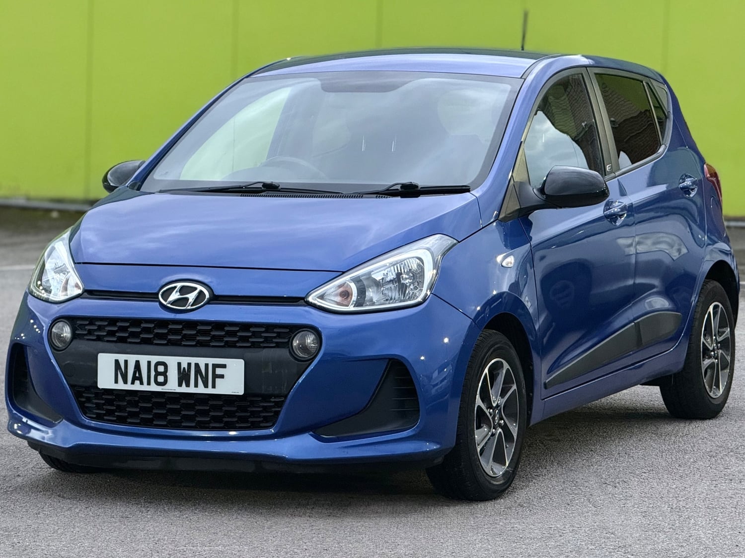 Hyundai i10 2018 - Cars in Leeds