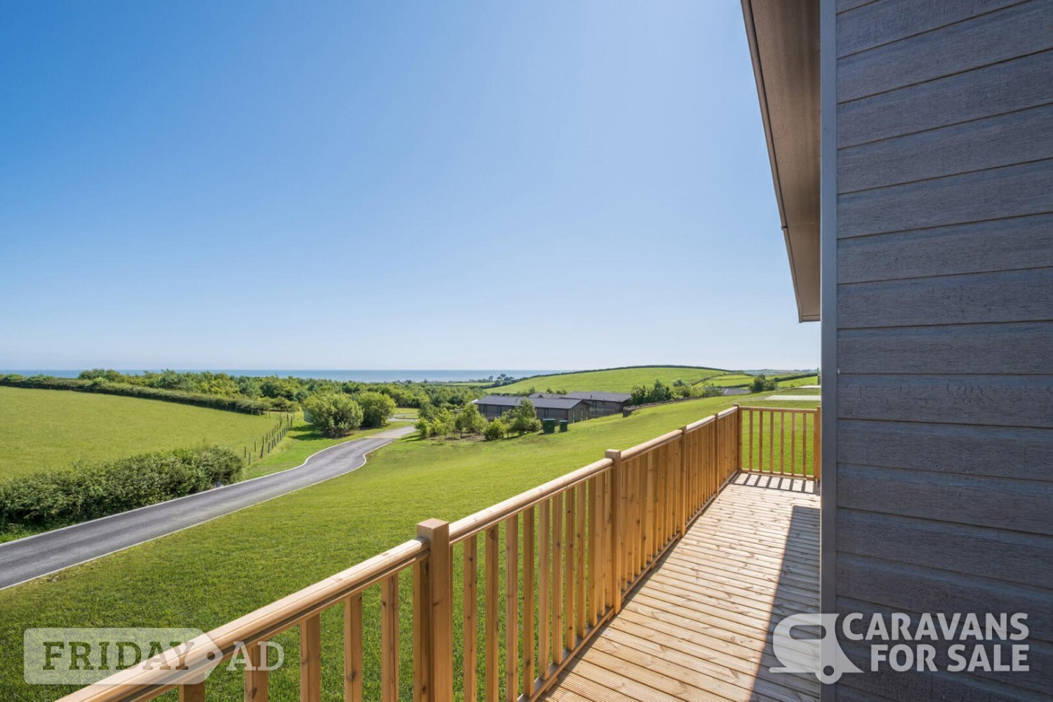 Double Fronted Open Aspect High Spec Lakes Lodge in Newbiggin