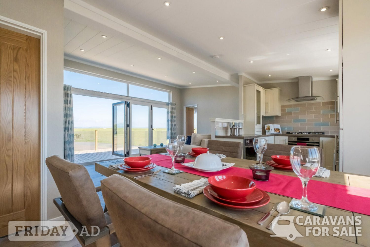 Double Fronted Open Aspect High Spec Lakes Lodge - Holiday Homes in Newbiggin
