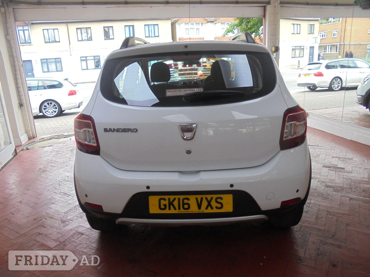 [ berth ]Dacia Sandero Stepway