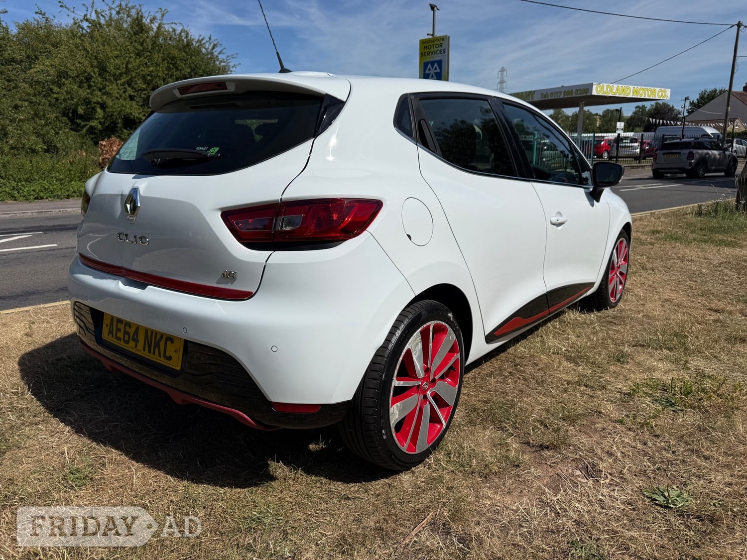 [ berth ]Renault Clio