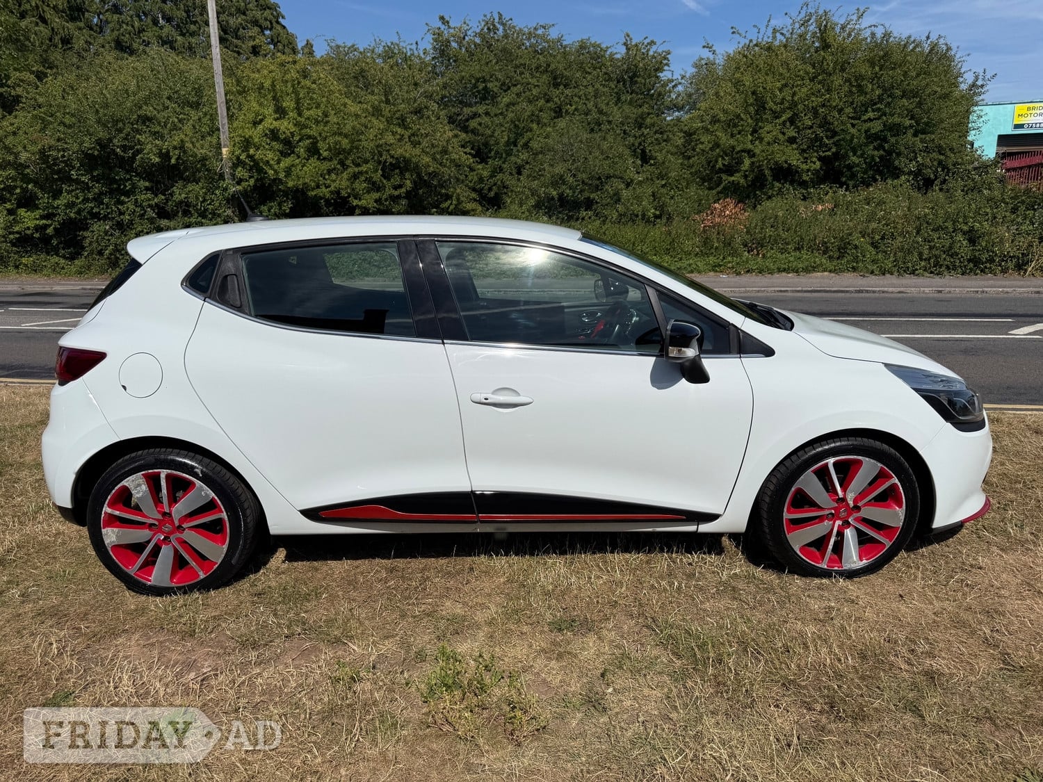 Renault Clio 2014 - Cars in Bristol