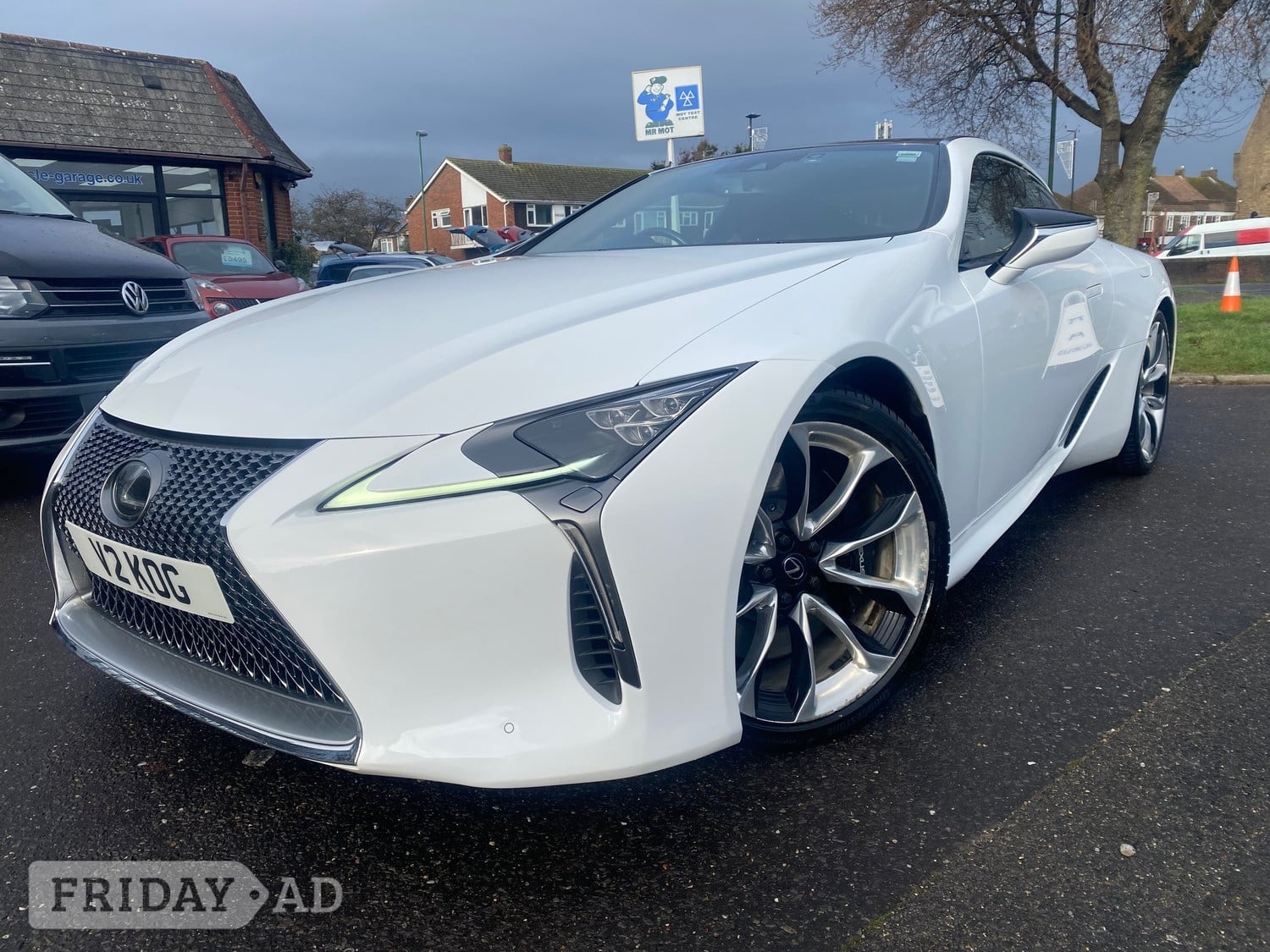 Lexus LC 2017 in Lancing