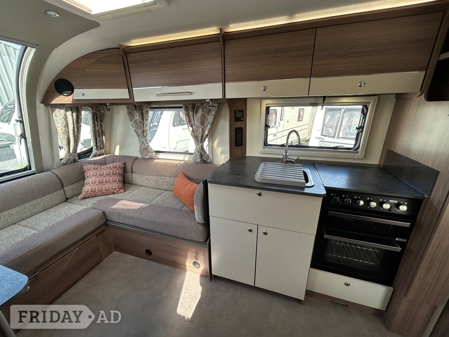 Bailey Pegasus Grande Rimini 2020 - Motorhomes & Caravans