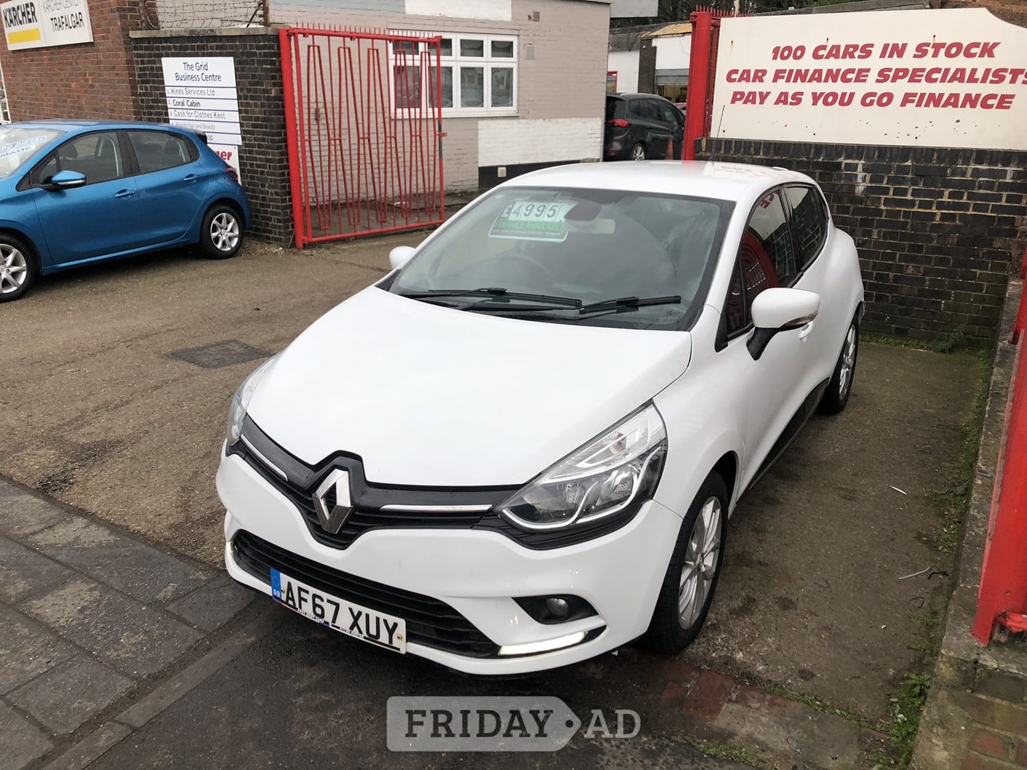 [ berth ]Renault Clio