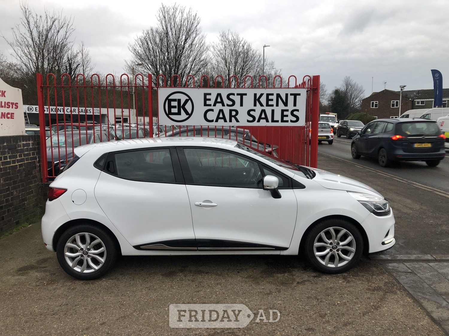 Renault Clio 2017 - Cars