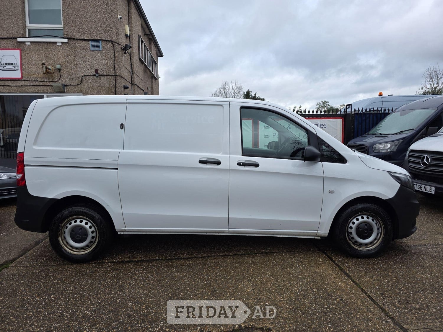Mercedes-Benz Vito Hounslow