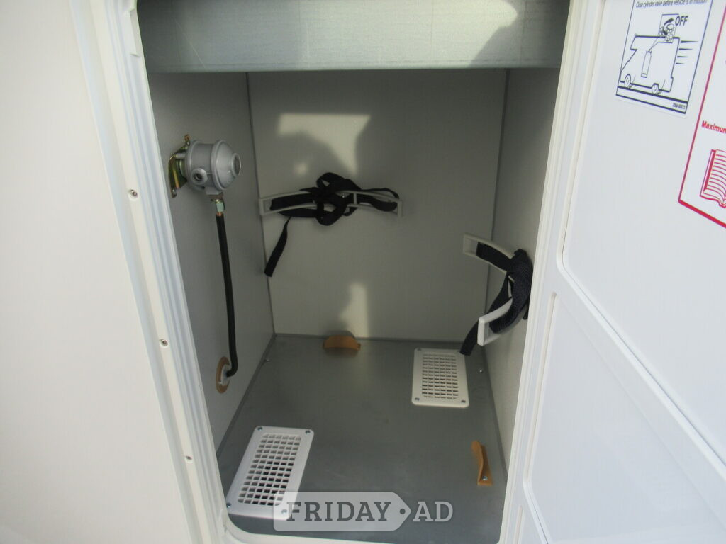 [4 berth ]Auto-Trail F-Line F72