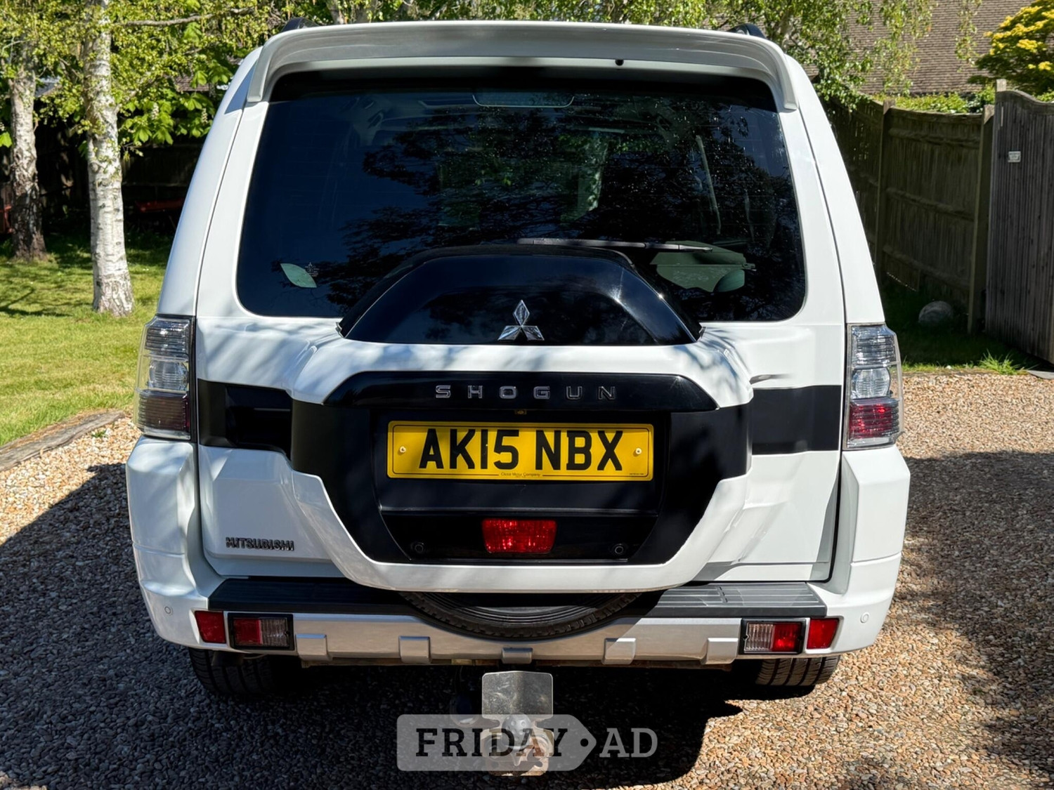 Mitsubishi Shogun 2015 - Cars