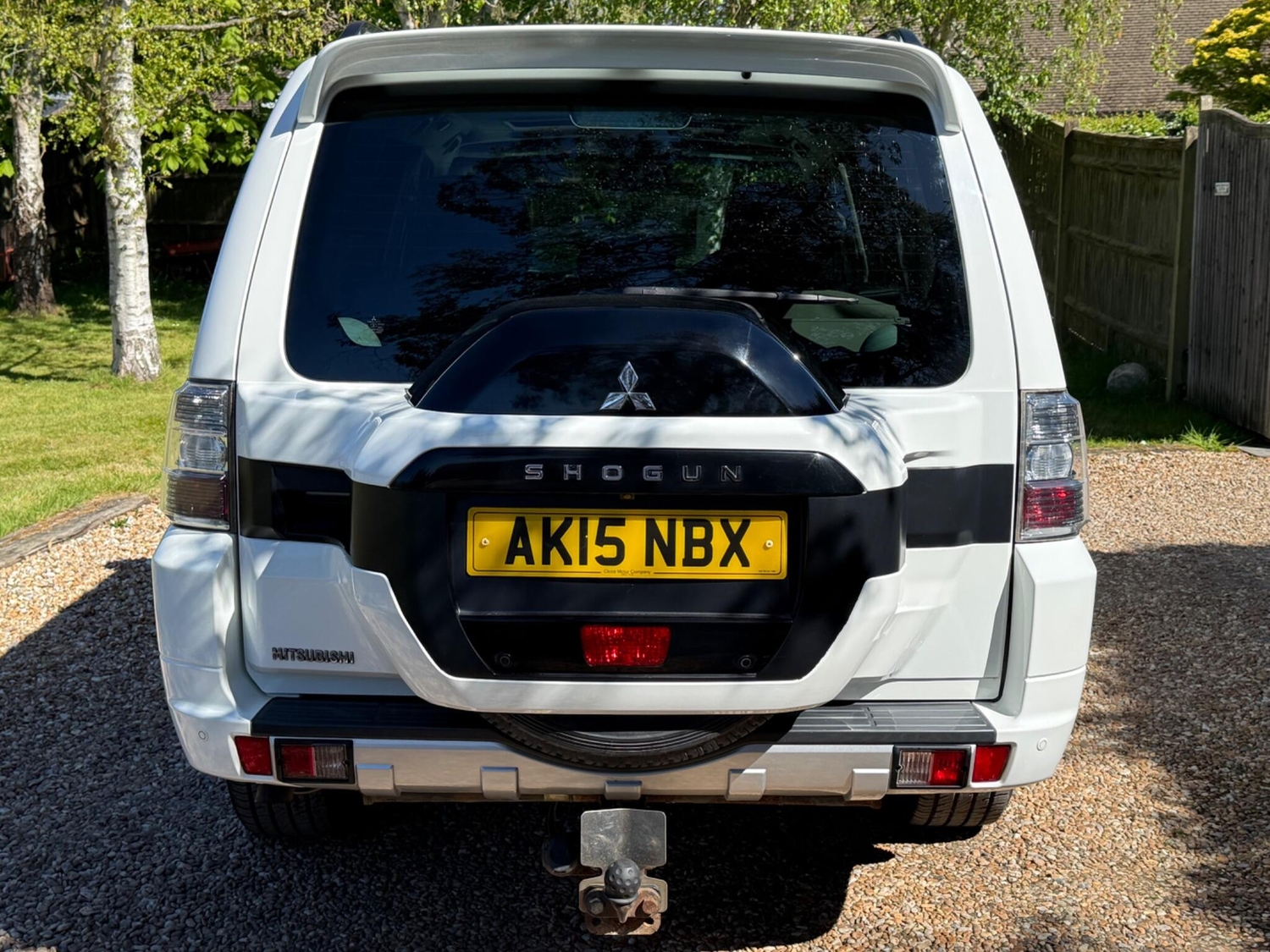 Mitsubishi Shogun 2015 - Cars