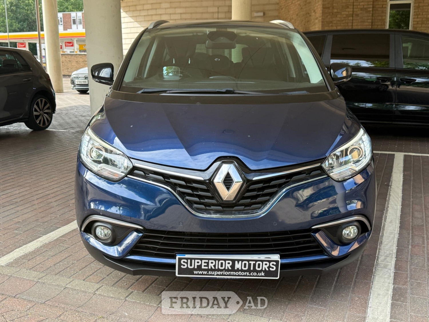 Renault Grand Scenic Staines