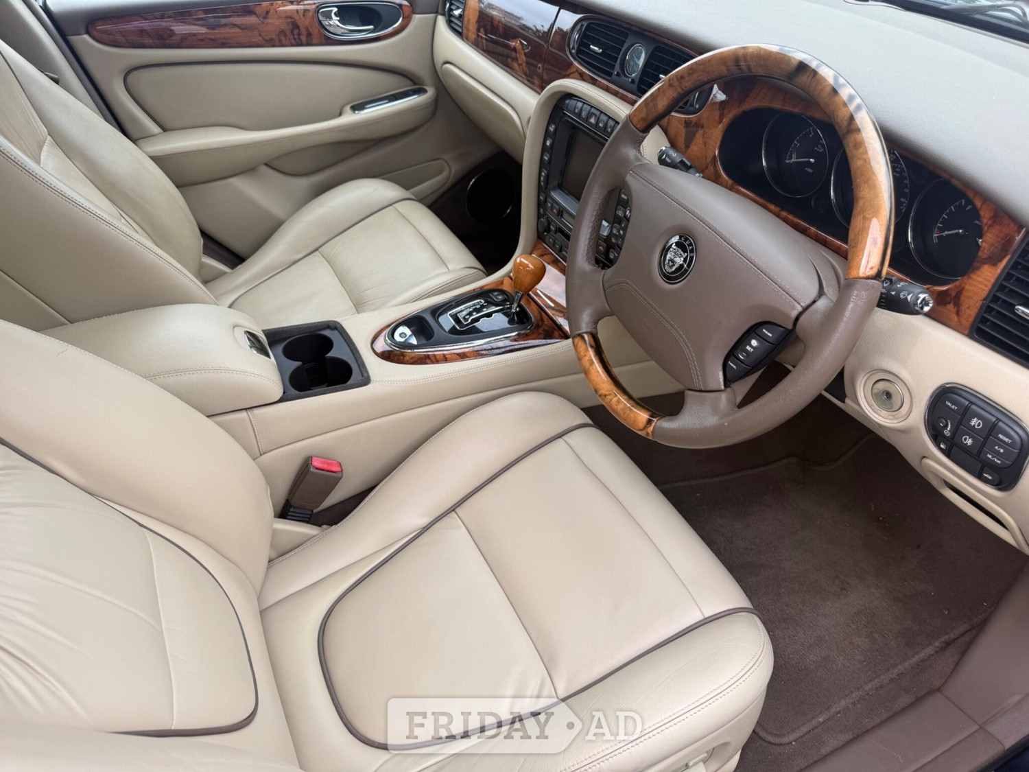 Jaguar XJ Enfield