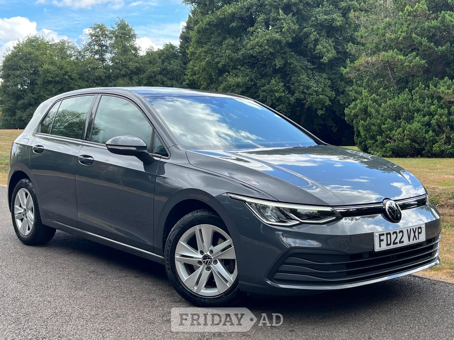 Volkswagen Golf 2022 - Cars in Chertsey