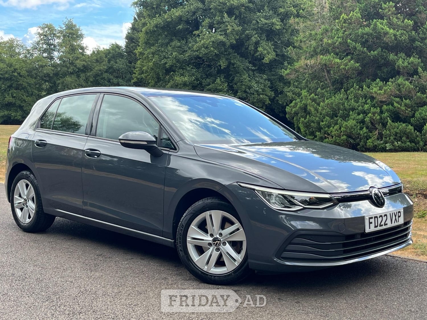 Volkswagen Golf 2022 - Cars