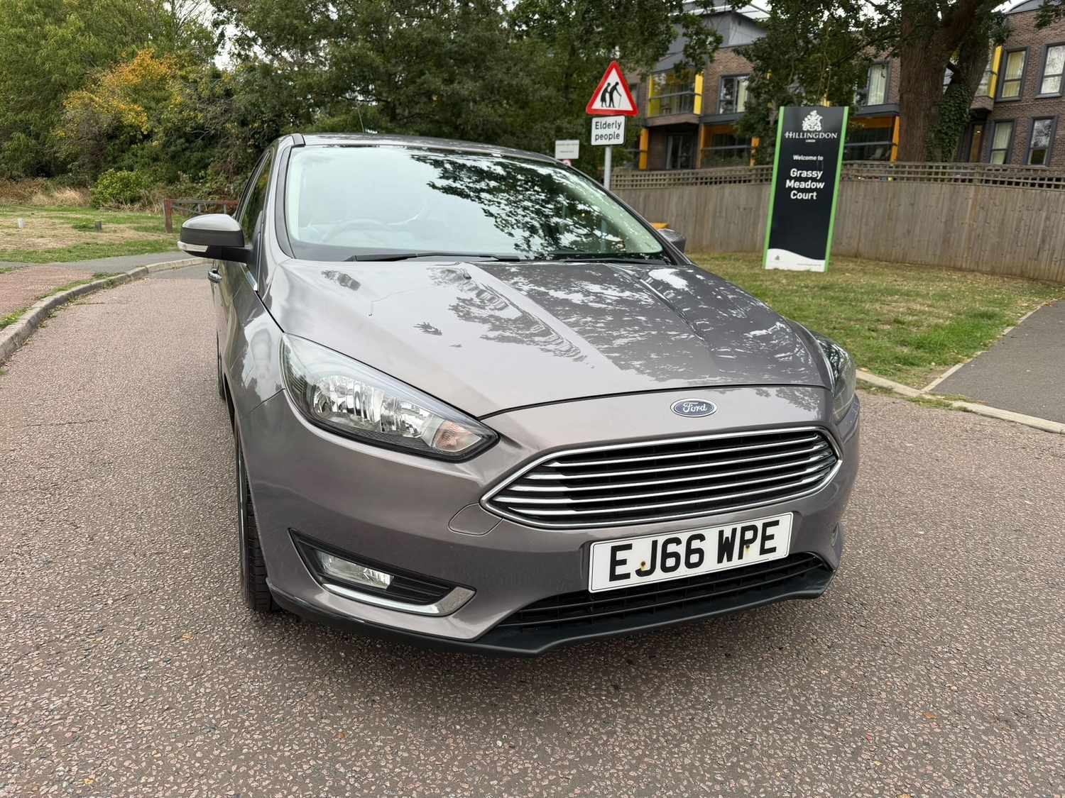 [ berth ]Ford Focus