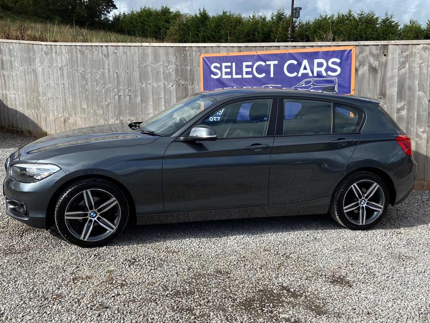 BMW 1 Series 2018 - Cars