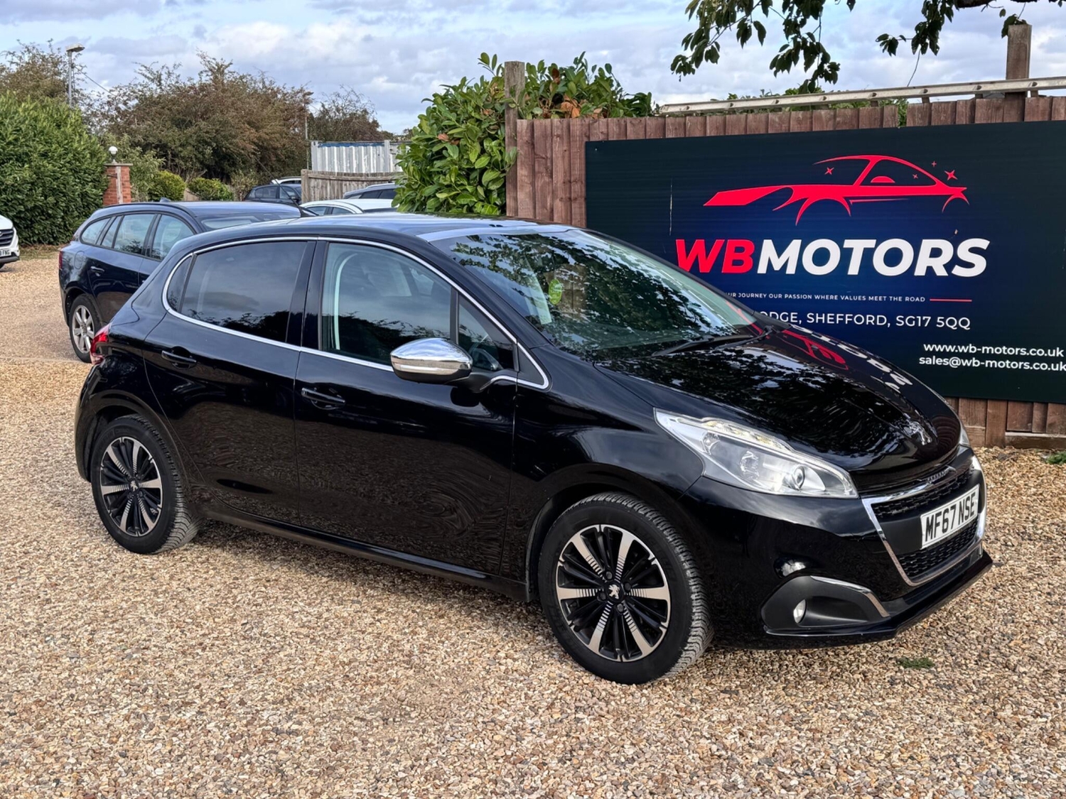 Peugeot 208 2017 - Cars