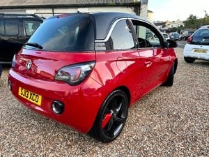 [ berth ]Vauxhall Adam