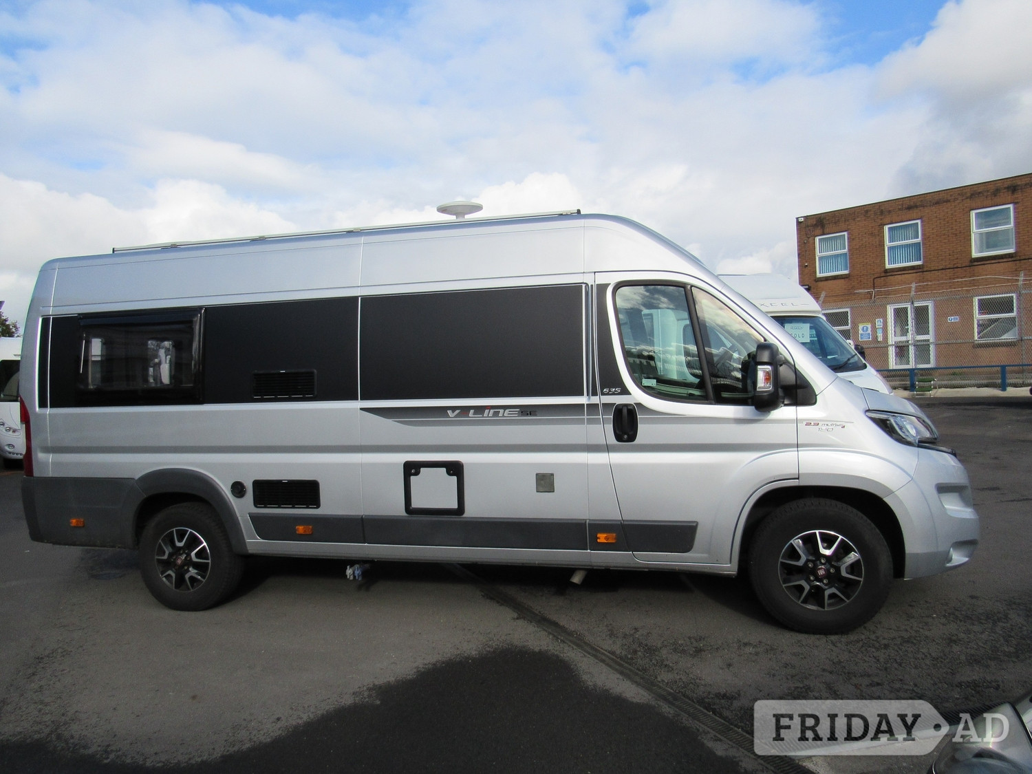 Auto-Trail V-Line 635 SE Bracknell