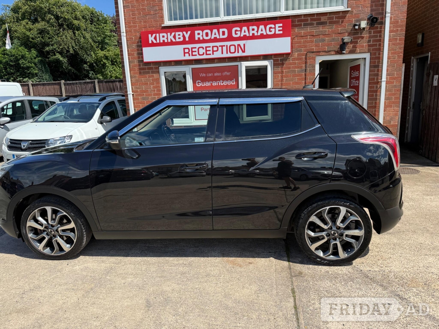 Ssangyong Tivoli 2017 - Cars