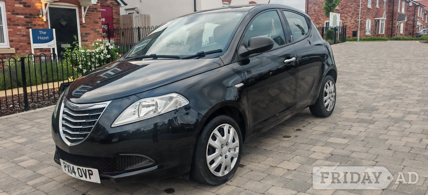 Chrysler Ypsilon 2014 in Macclesfield