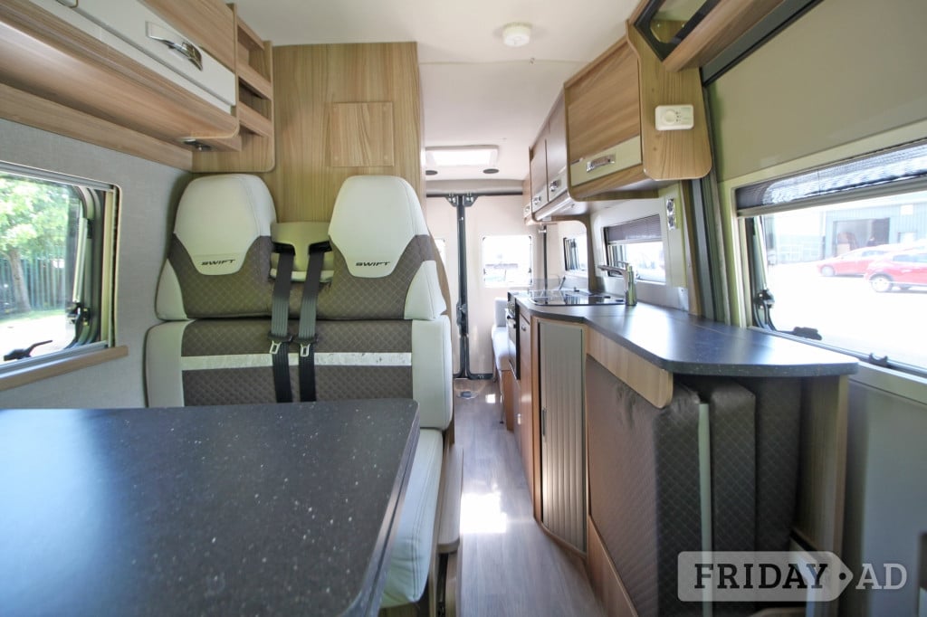 [4 berth ]Swift Select 184