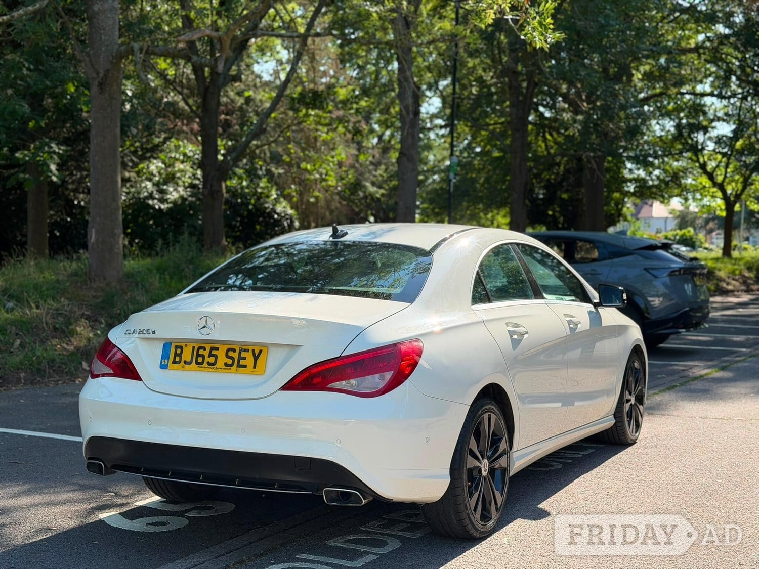 [ berth ]Mercedes-Benz CLA Class
