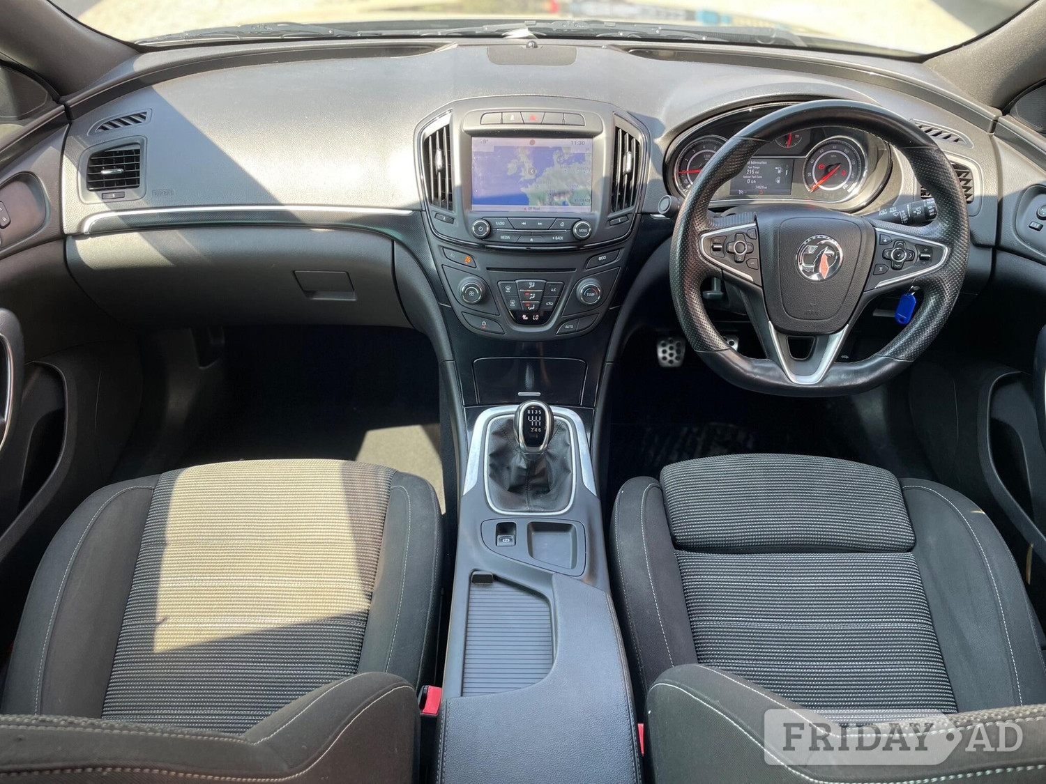 [ berth ]Vauxhall Insignia