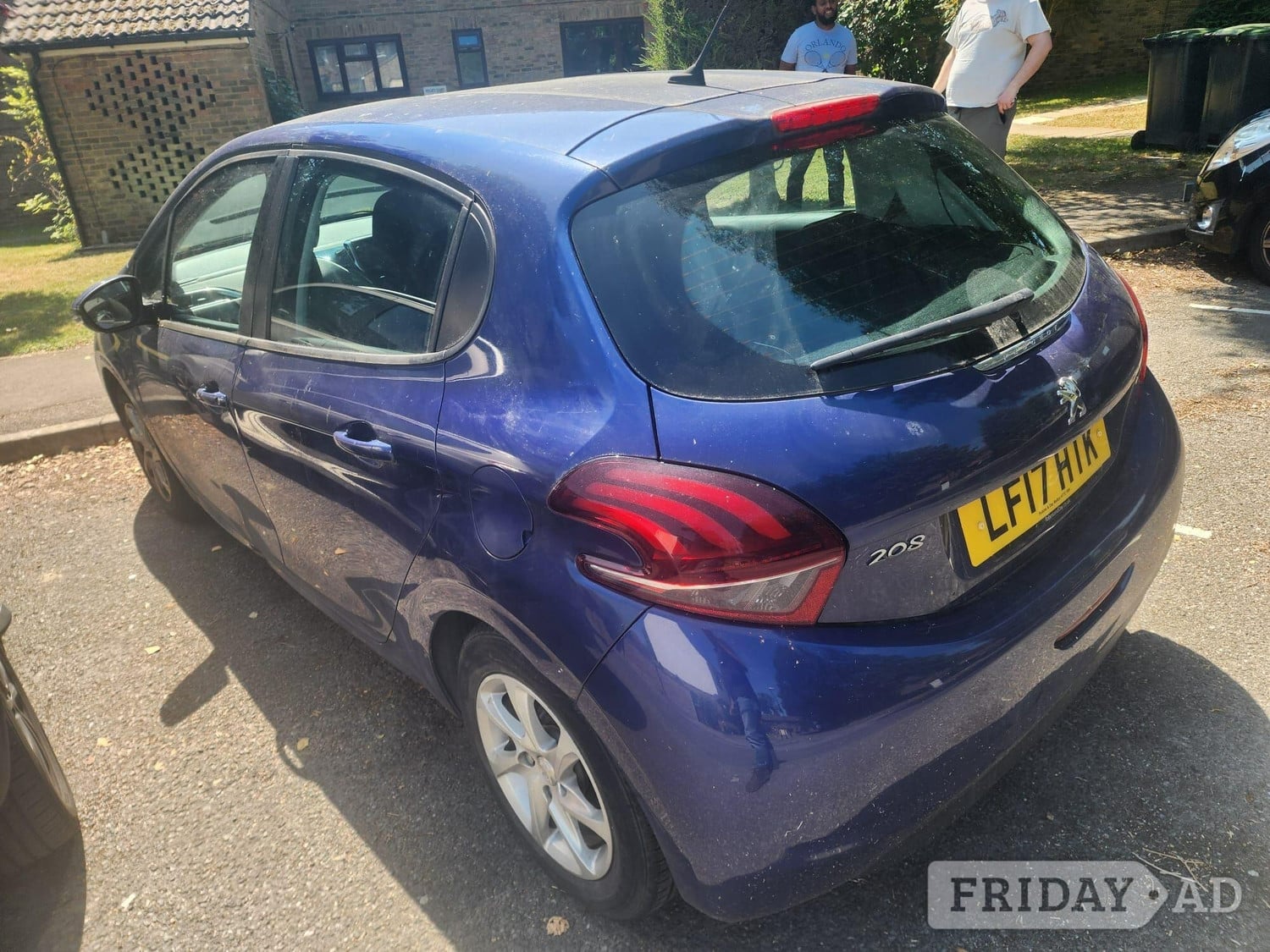 [ berth ]Peugeot 208