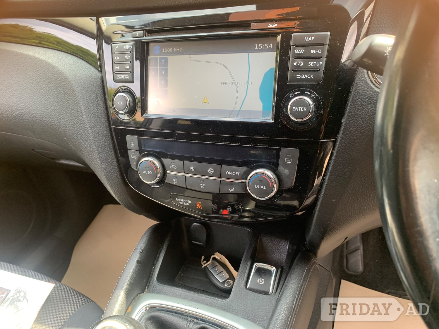 Nissan Qashqai 2015 - Cars in Rickmansworth