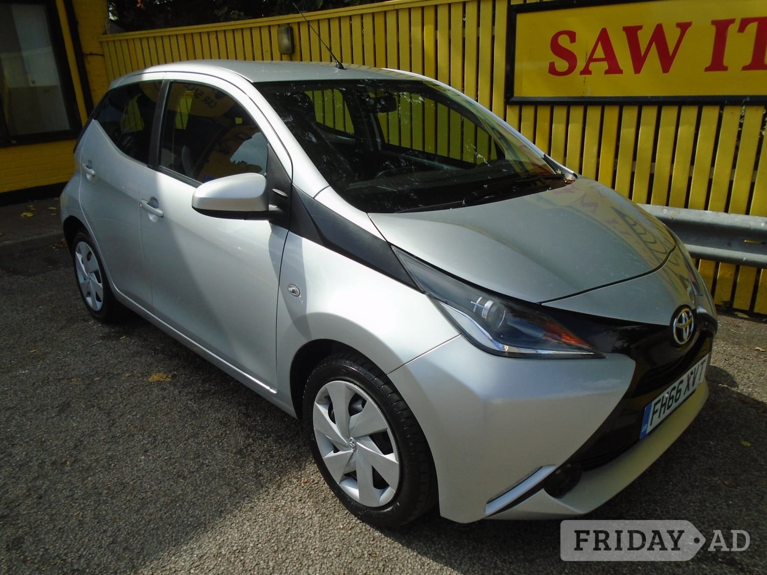 Toyota Aygo 2017 in Worthing