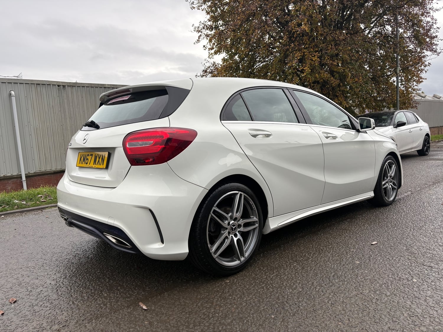 [ berth ]Mercedes-Benz A Class