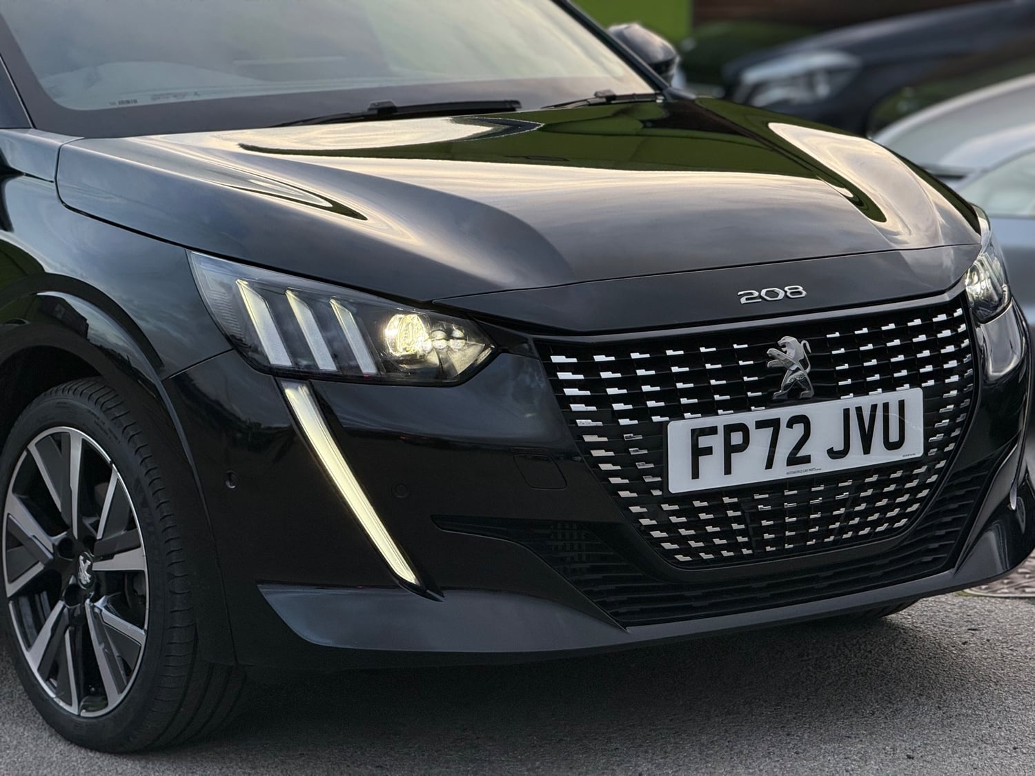 [ berth ]Peugeot 208