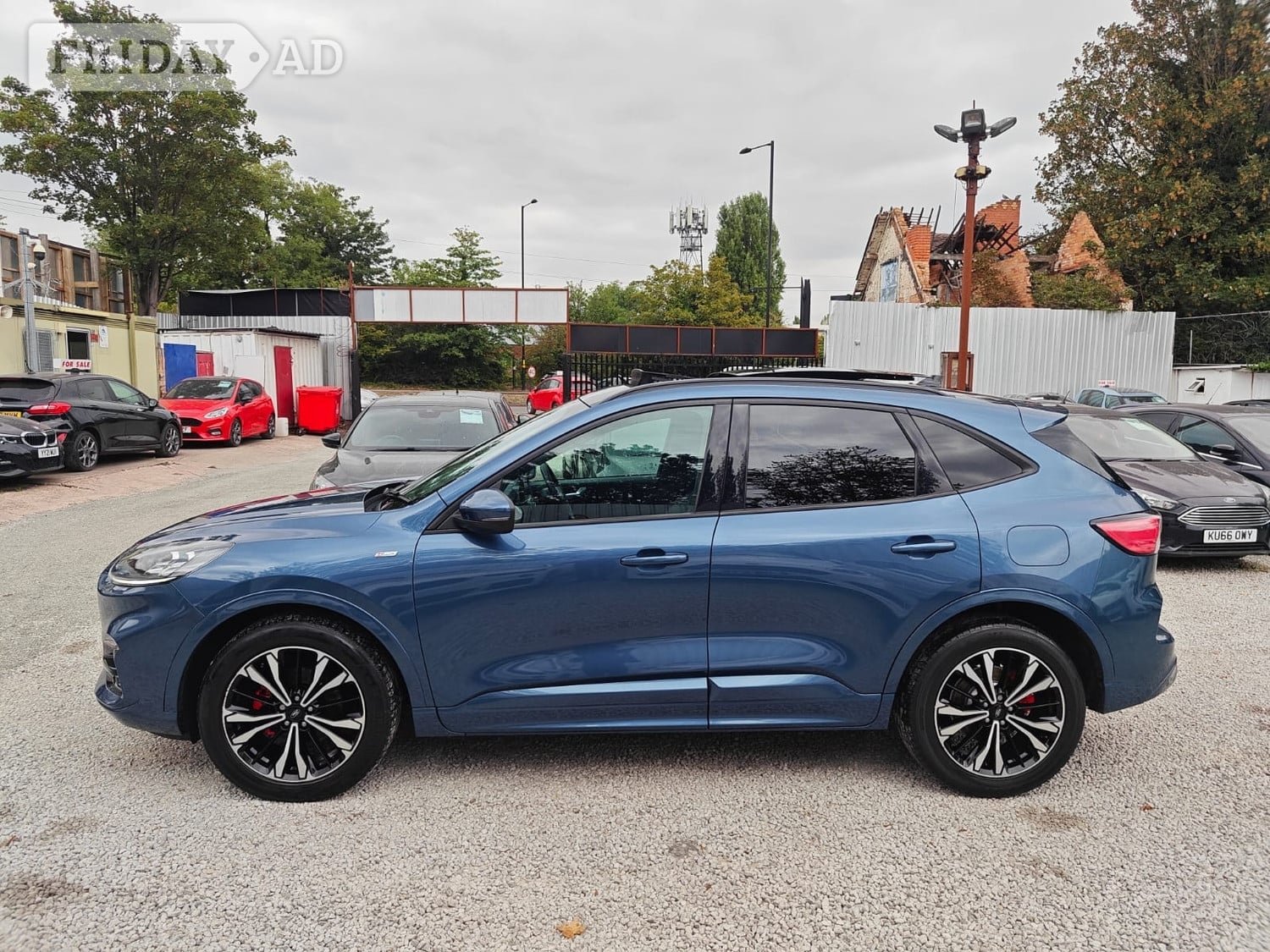 Ford Kuga 2022 - Cars