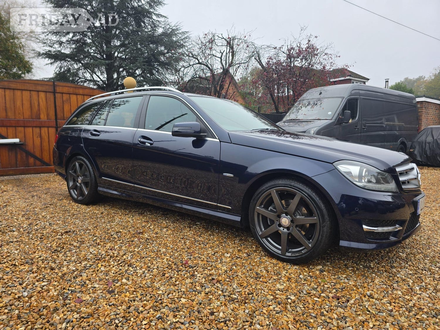 Mercedes-Benz C Class 2011 in Aldershot