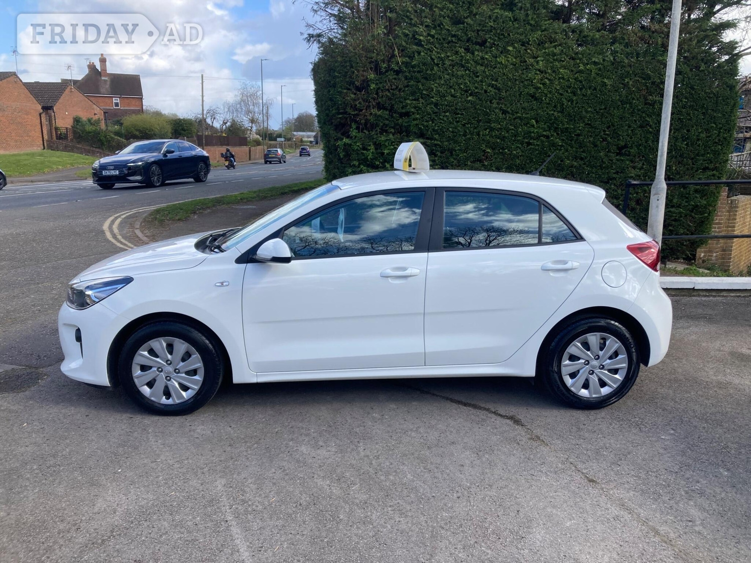 Kia Rio 2019 - Cars