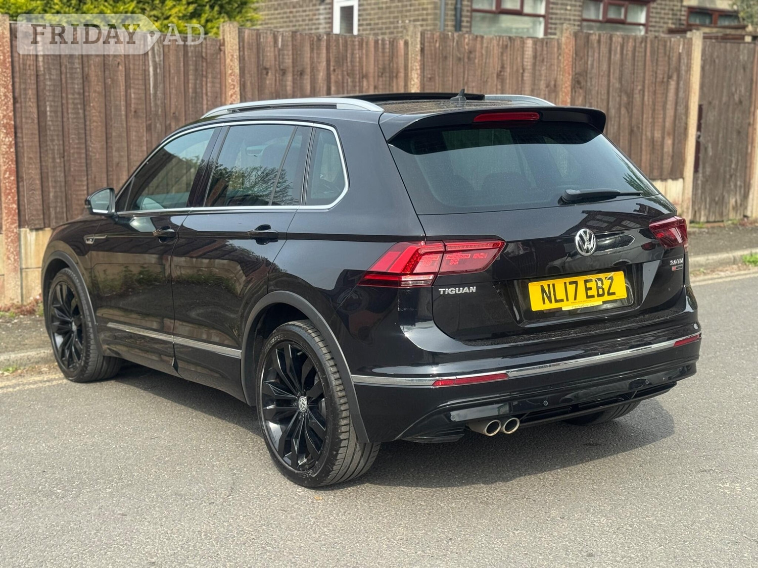 Volkswagen Tiguan 2017 - Cars