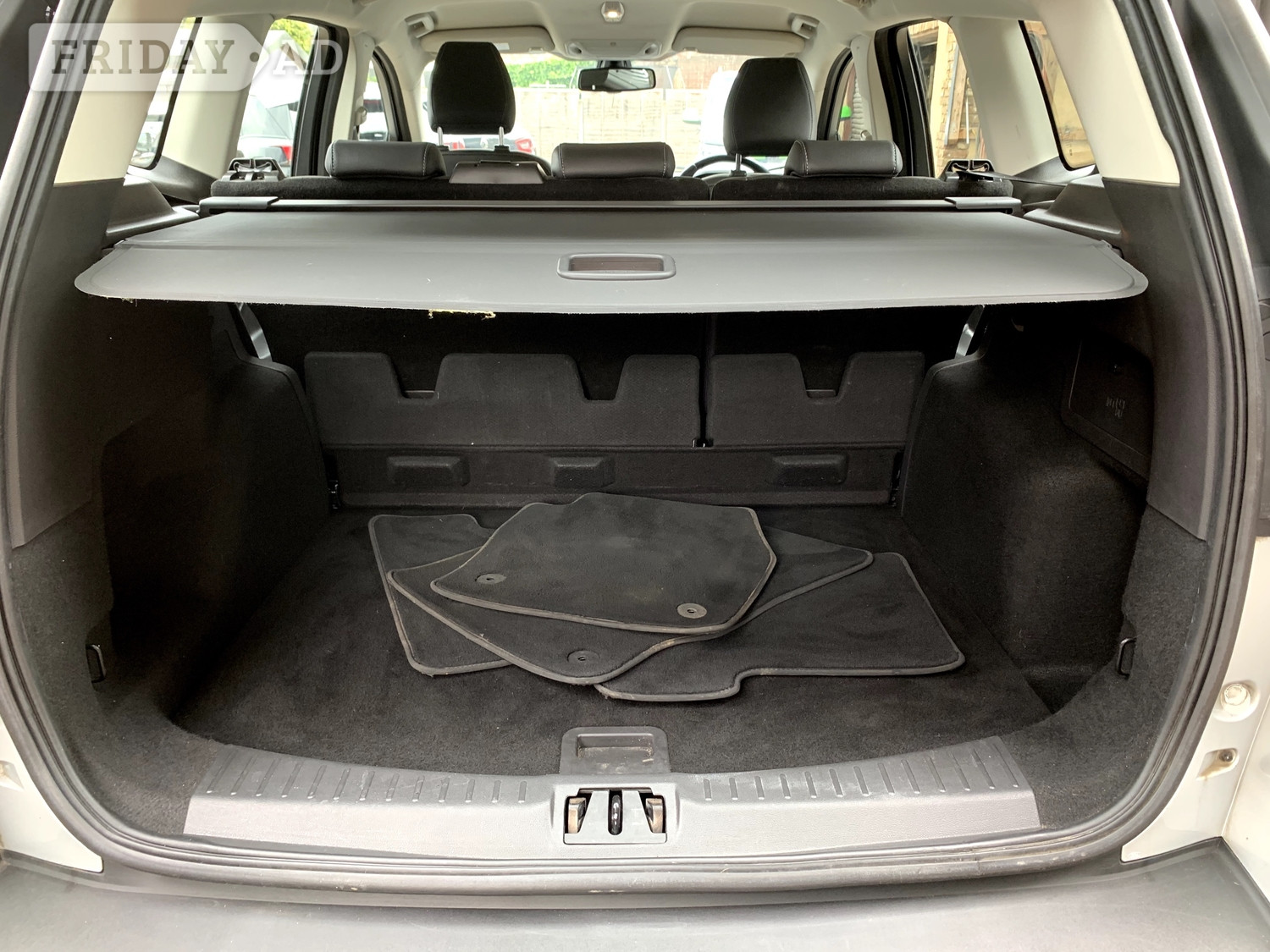 Ford Kuga 2017 - Cars