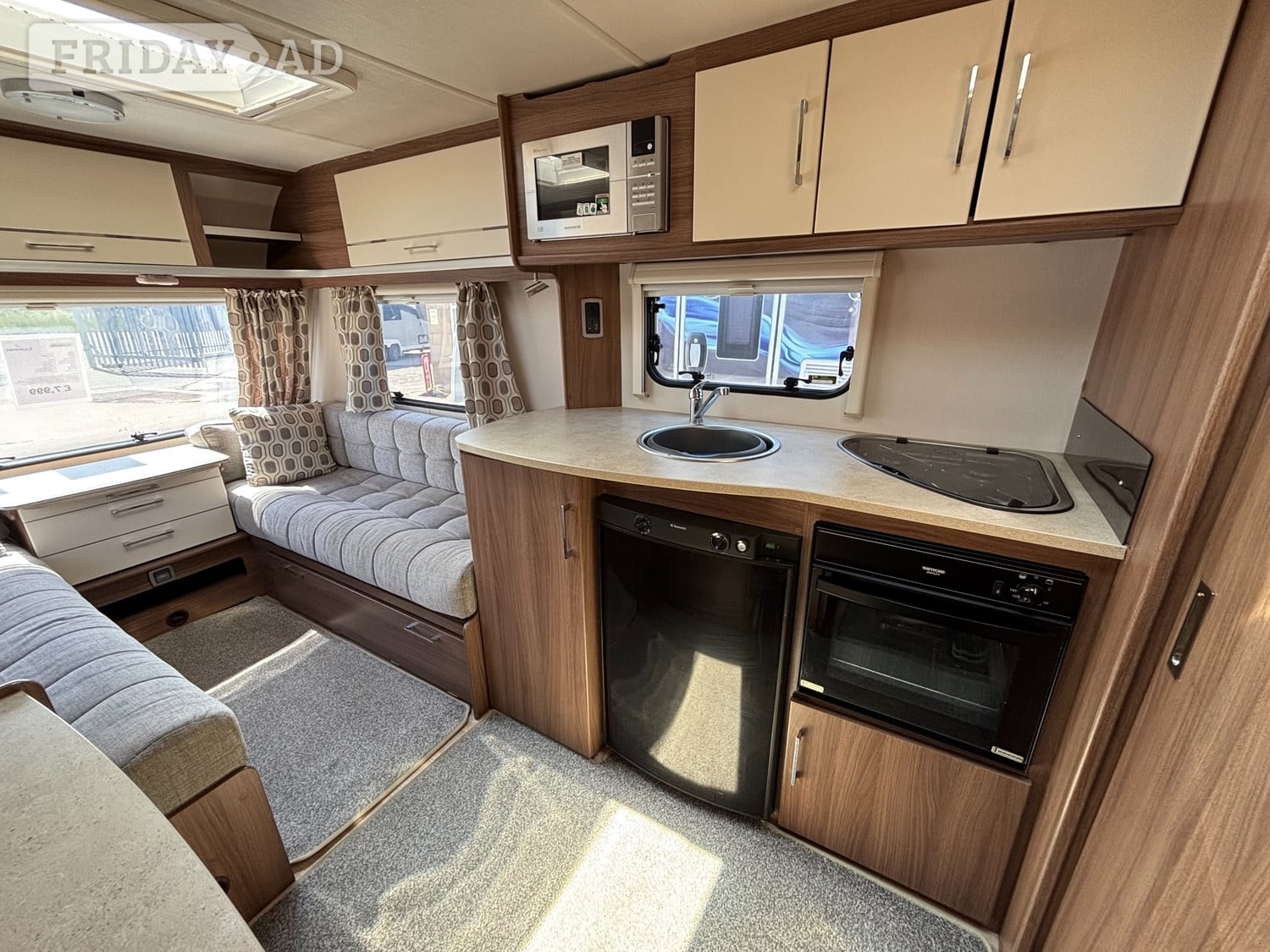 Lunar Venus 2015 - Motorhomes & Caravans in Gloucester