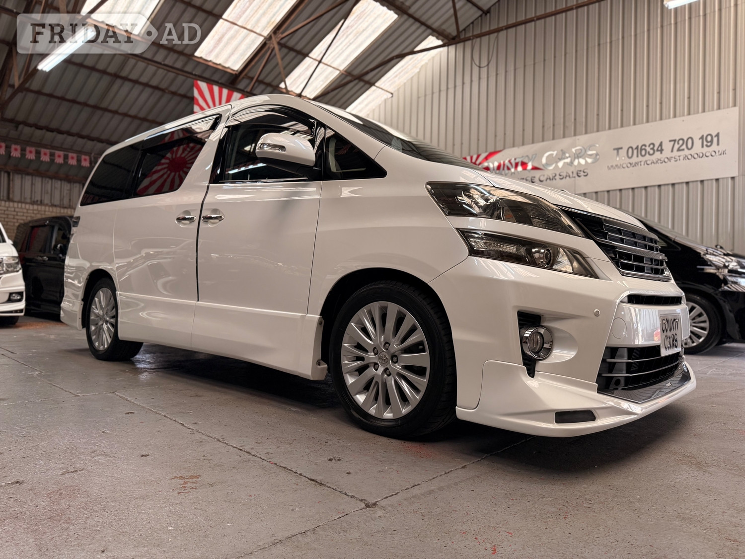Toyota Vellfire 2013 in Rochester