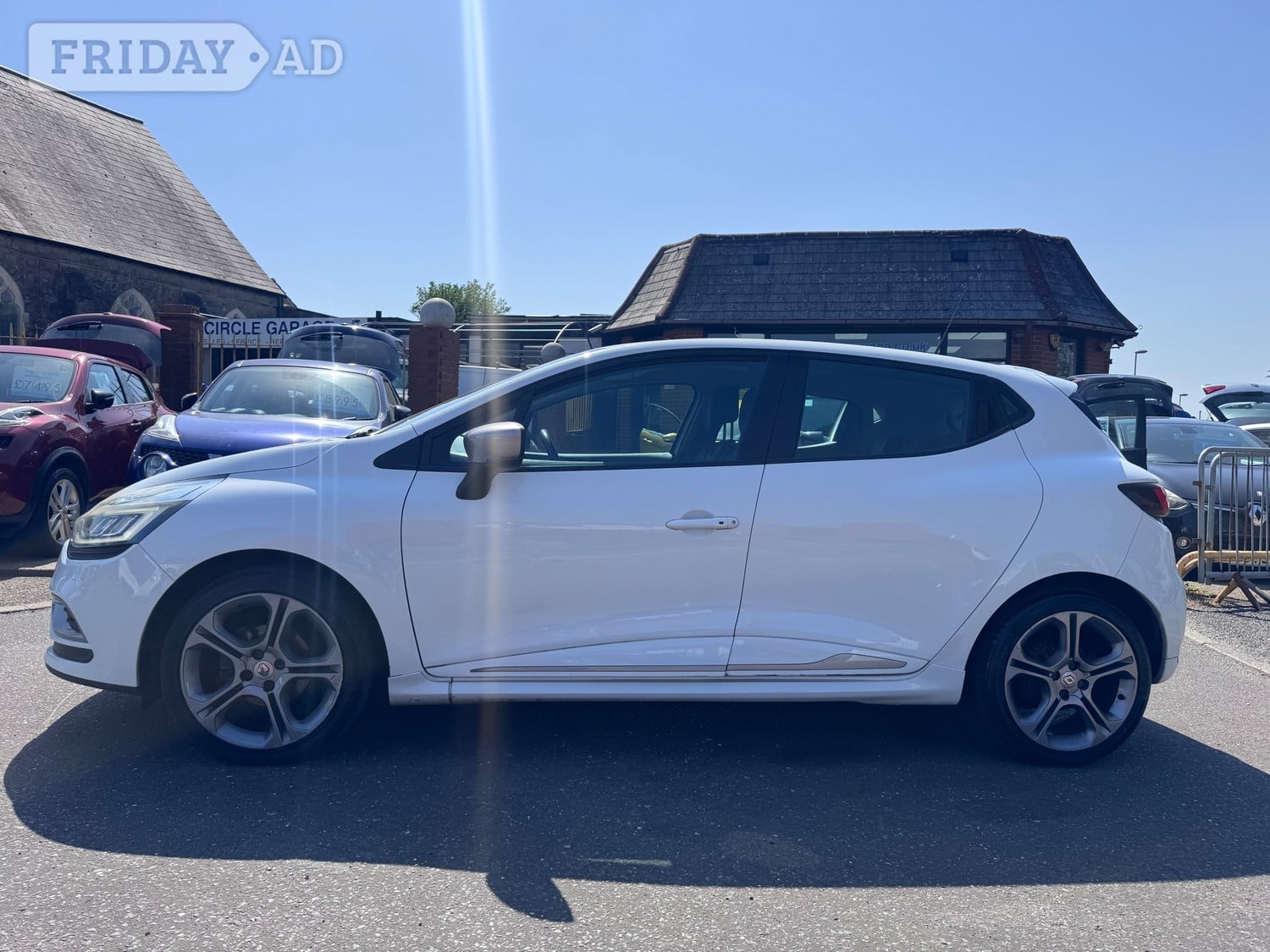 Renault Clio Lancing