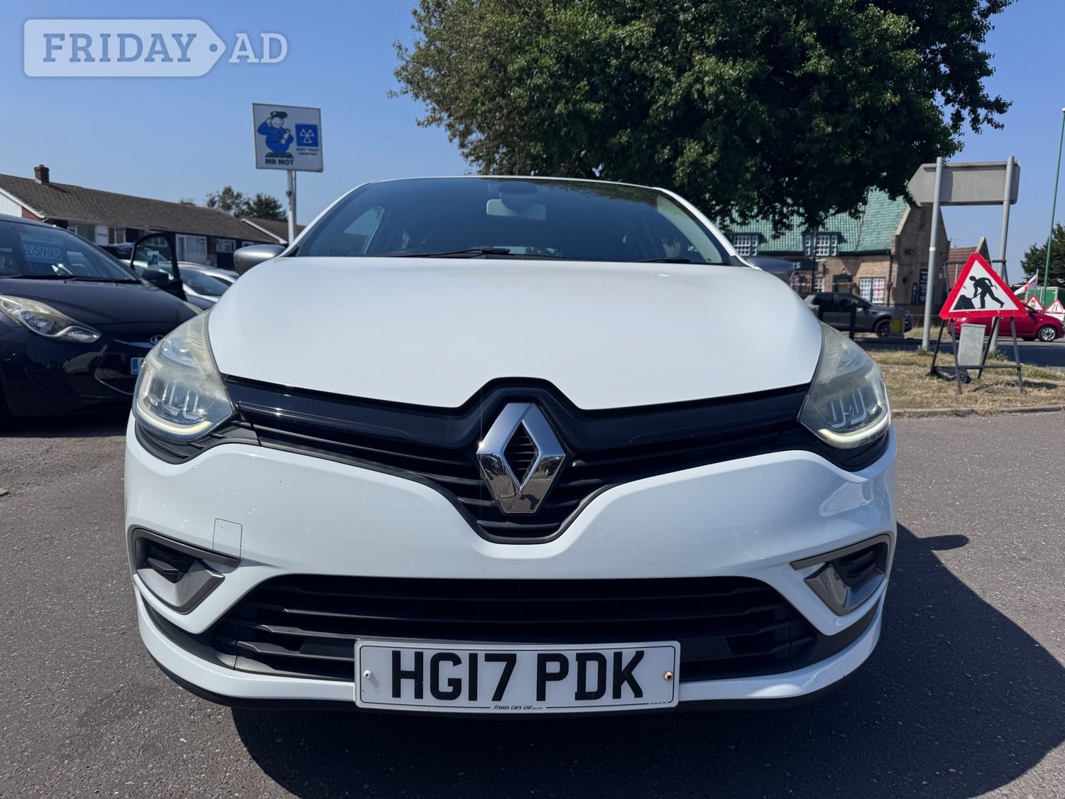 [ berth ]Renault Clio