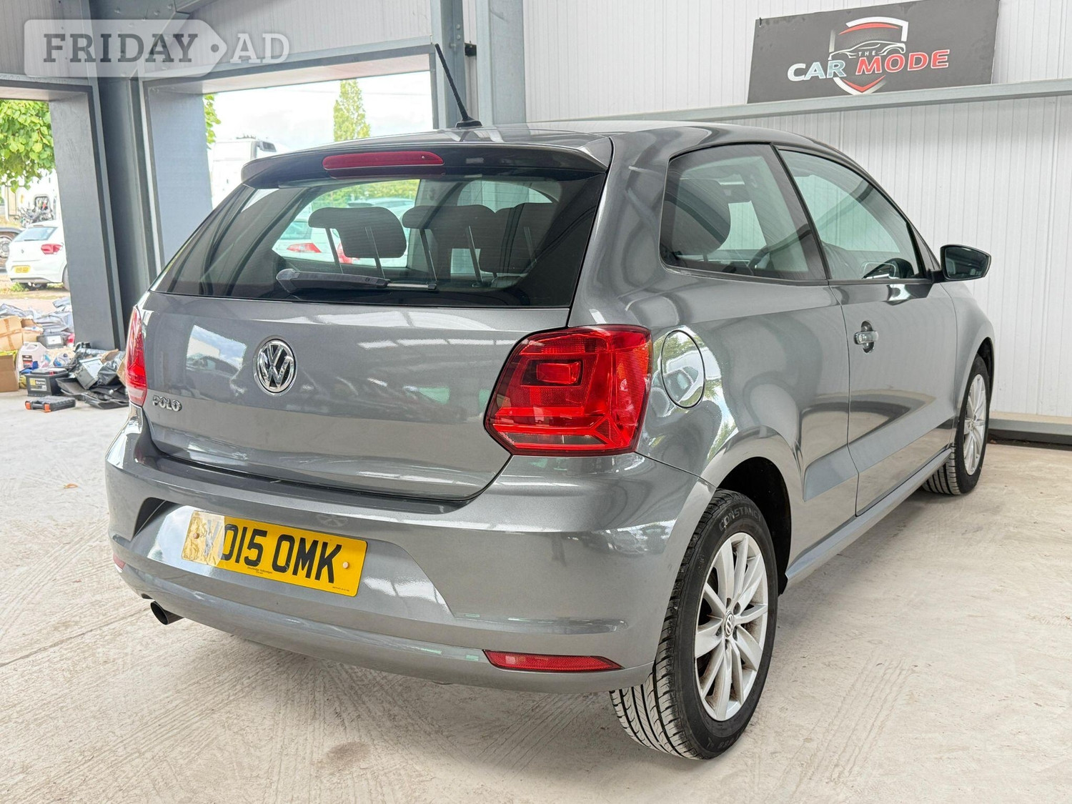 Volkswagen Polo 2015 - Cars