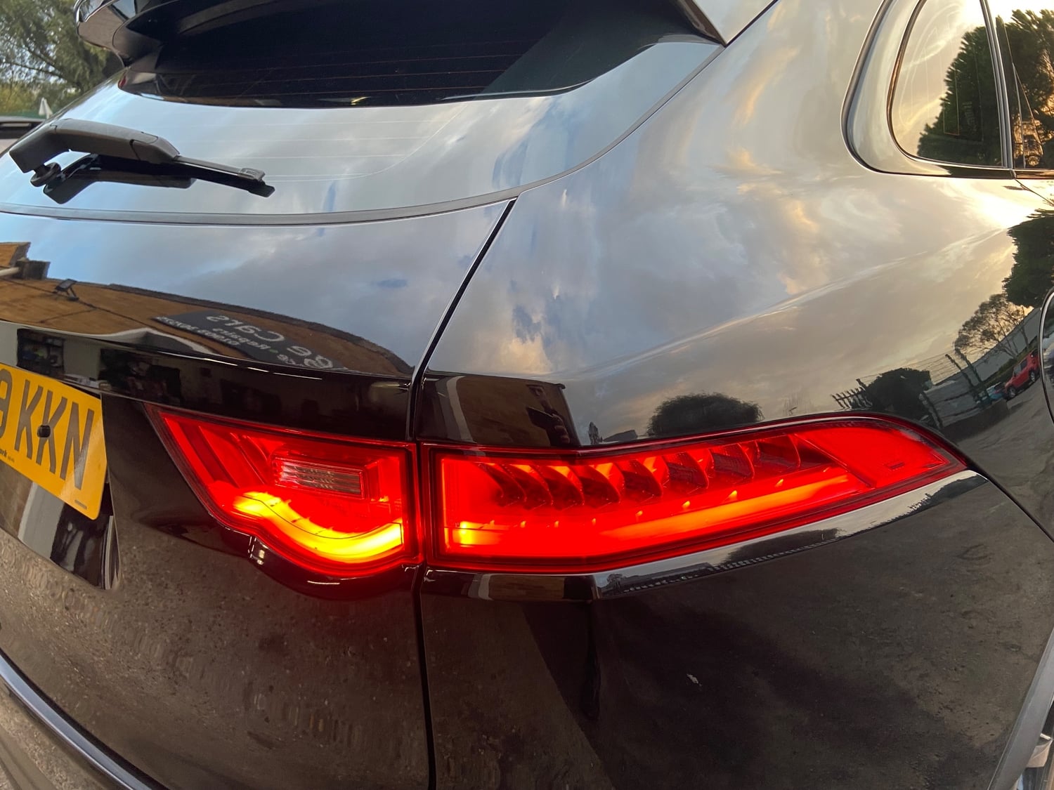 Jaguar F-Pace 2019 - Cars in Worthing