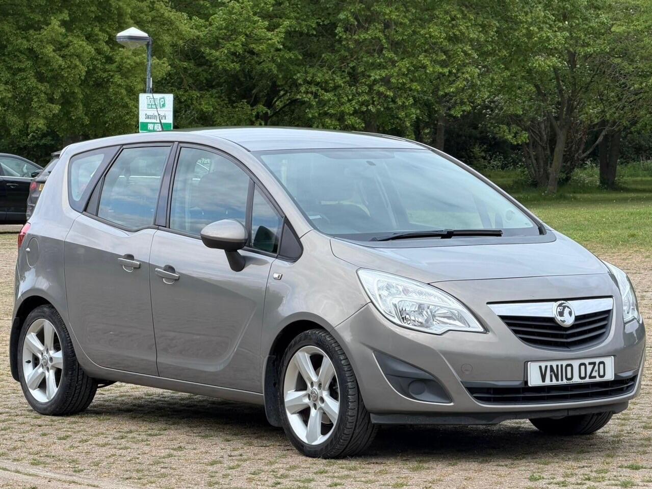 [ berth ]Vauxhall Meriva
