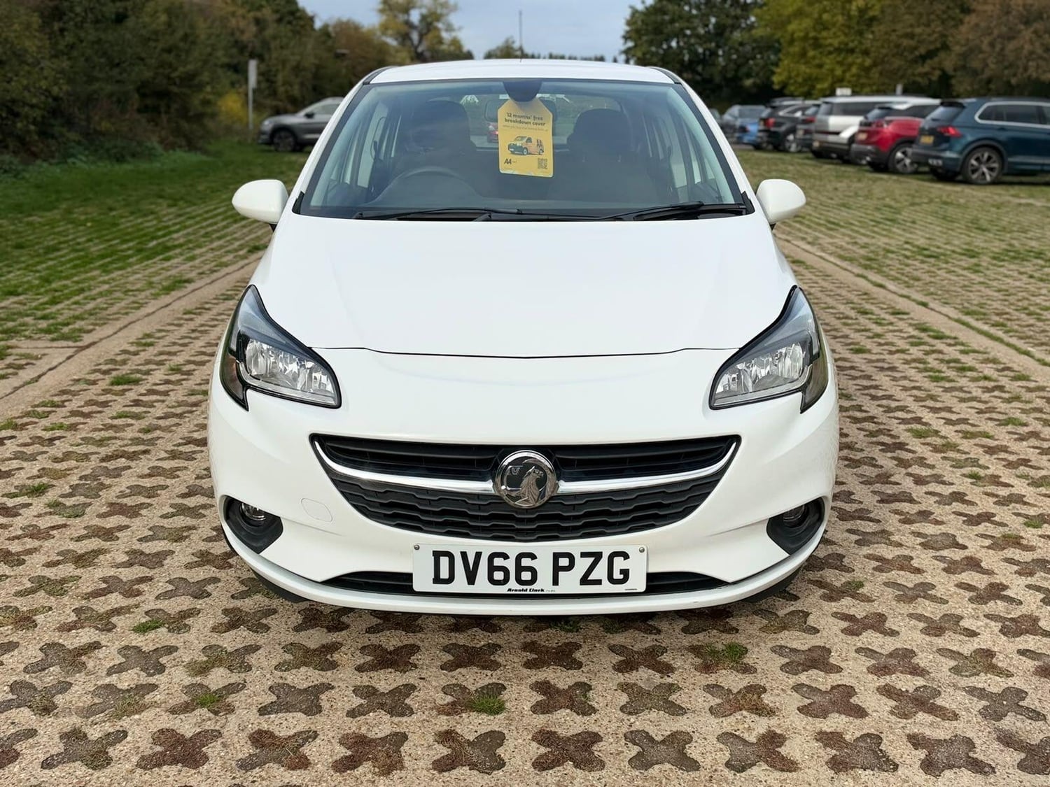 Vauxhall Corsa 2016 - Cars in Swanley