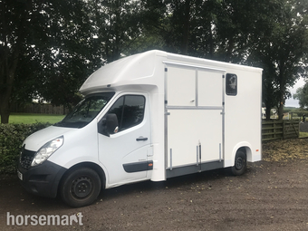 Master Renault Horsebox