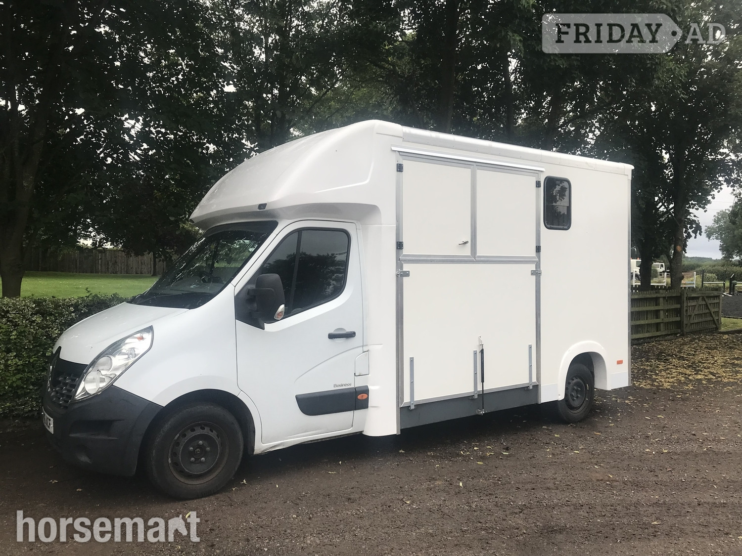 Master Renault Horsebox in Newark-on-Trent