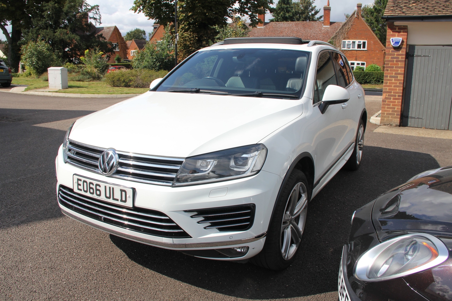 Volkswagen Touareg 2016 - Cars